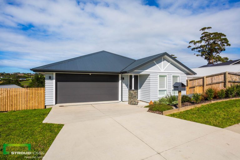 Muriwai 186 Hamptons, the Bronze Award winning Stroud Homes Auckland North build